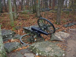 12-pounder_Napoleon_cannon_at_Stones_River_National_Battlefield
